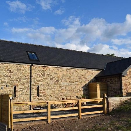 Cowshed In The Black Mountains Abergavenny Buitenkant foto