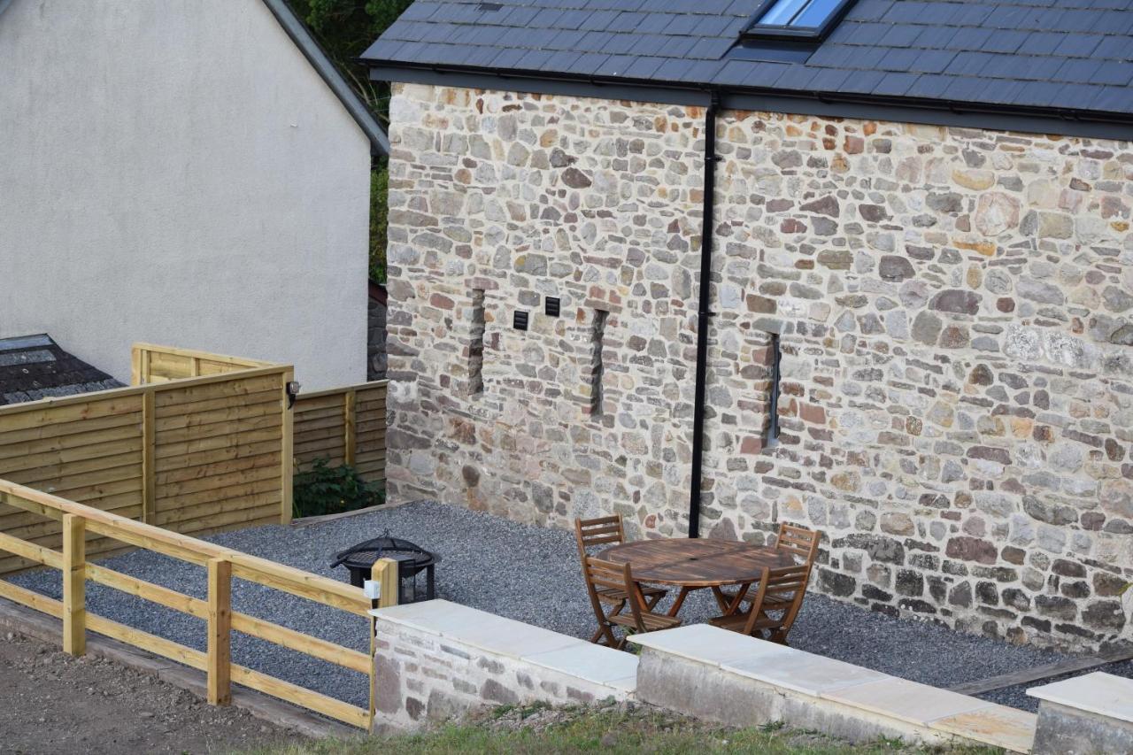 Cowshed In The Black Mountains Abergavenny Buitenkant foto